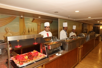 Al Nabilatan Nile Cruise — Restaurant