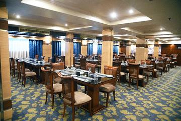 Blue Shadow II Nile Cruise — Restaurant