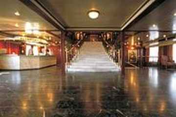 Da Vinci Nile Cruise — Lounge