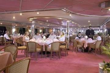 Diamond Boat Nile Cruise — Restaurant