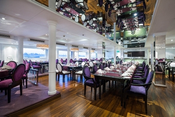 Farah Nile Cruise — Restaurant