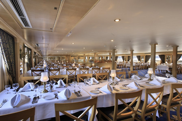 Iberotel Crown Emperor Nile Cruise — Lounge