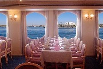 Kasr El Nil Nile Cruise — Restaurant