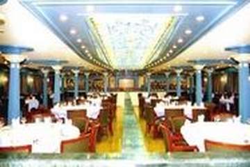 King Tut I Nile Cruise — Restaurant