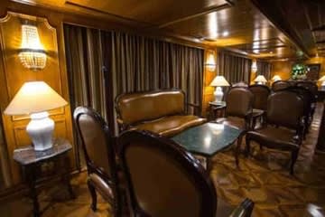 La Sara Nile Cruise — Lounge