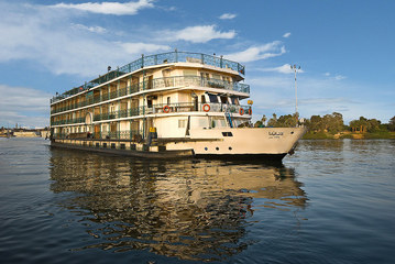 La Traviata Nile Cruise — Outside View