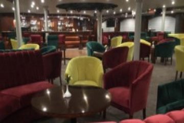 Mirage I Nile Cruise — Lounge