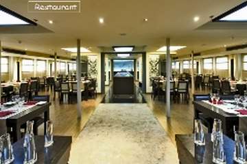Premium Nile Cruise — Restaurant