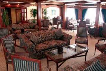 Queen Of Hanza Nile Cruise — Lounge