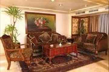 Ramses King Of The Nile Nile Cruise — Lounge