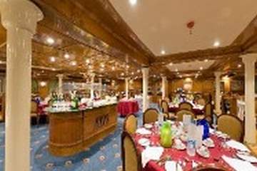 River Anuket Nile Cruise — Restaurant