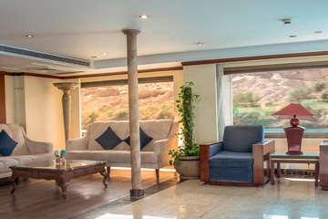 Sonesta Nile Goddess Nile Cruise — Lounge
