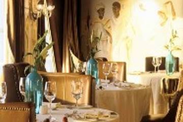 Sun Boat IV Nile Cruise — Restaurant