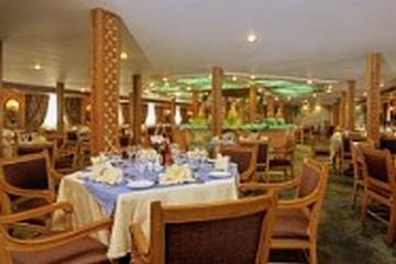Tarot Nile Cruise — Restaurant